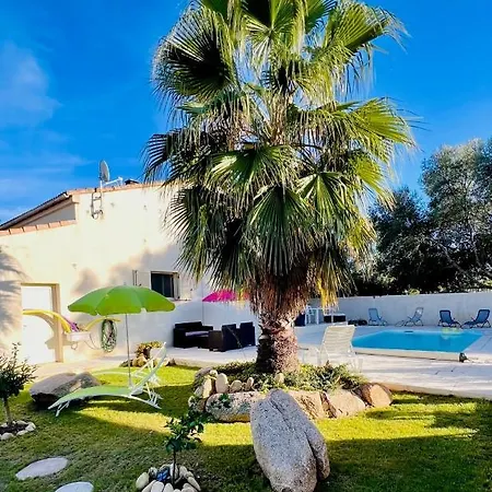 D'hotes Casa Tib Bed and Breakfast 3*